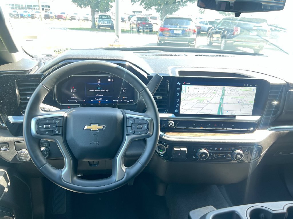 Used 2026 Chevrolet Silverado 1500 LT RWD image 11