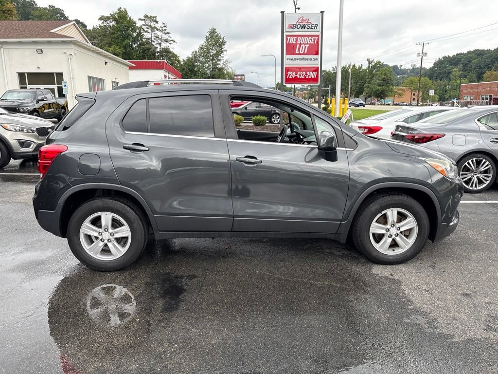 Used 2017 Chevrolet Trax LT FWD image 6