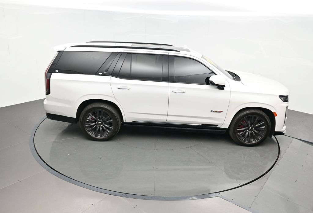 Used 2023 Cadillac Escalade V w/ LPO, ONYX Package AWD/4WD image 47