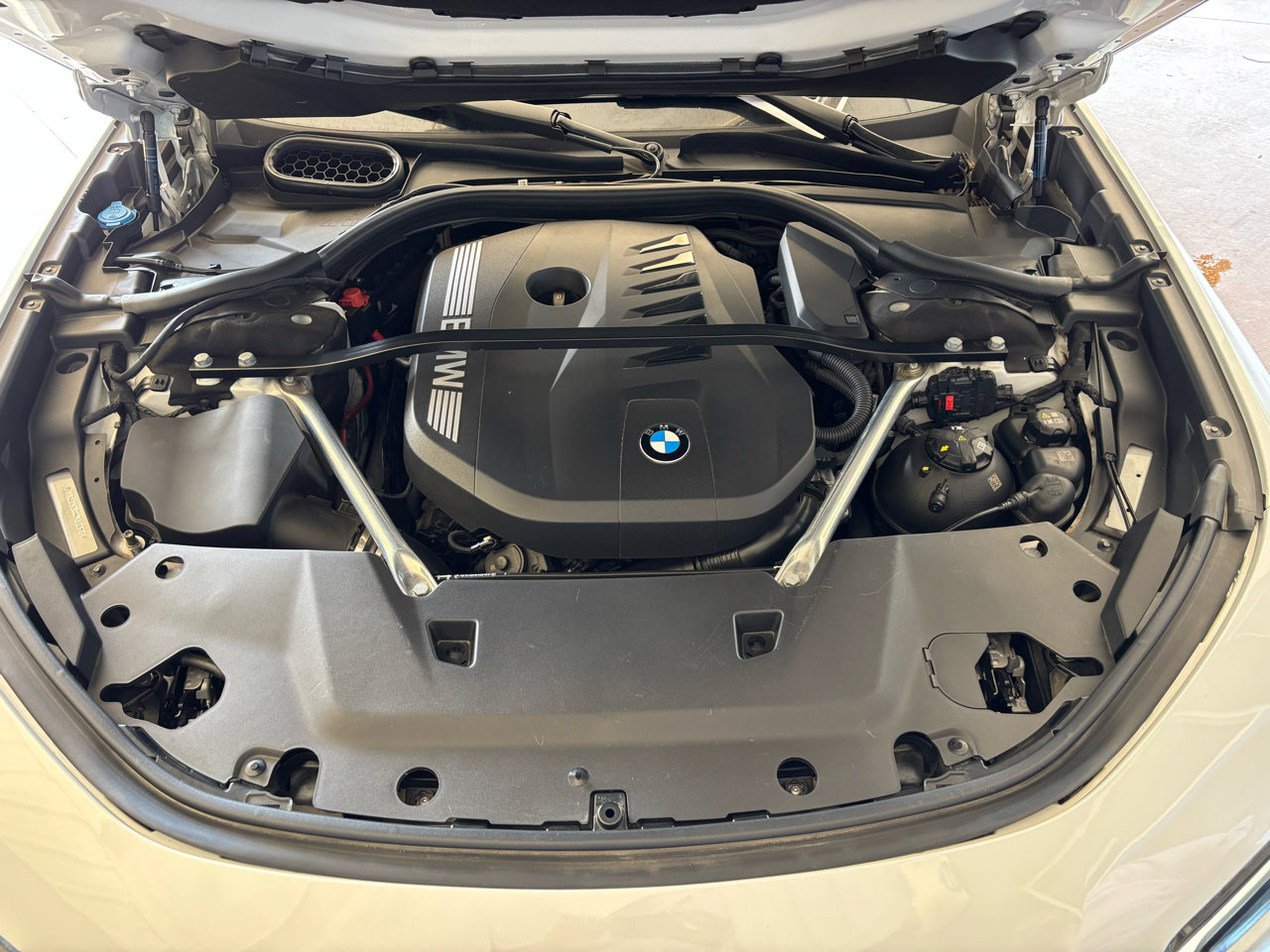 Used 2023 BMW 740i image 35