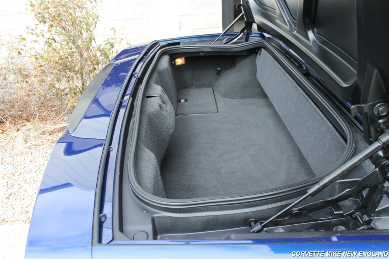 Used 2007 Chevrolet Corvette Convertible w/ Preferred Equipment Group image 37