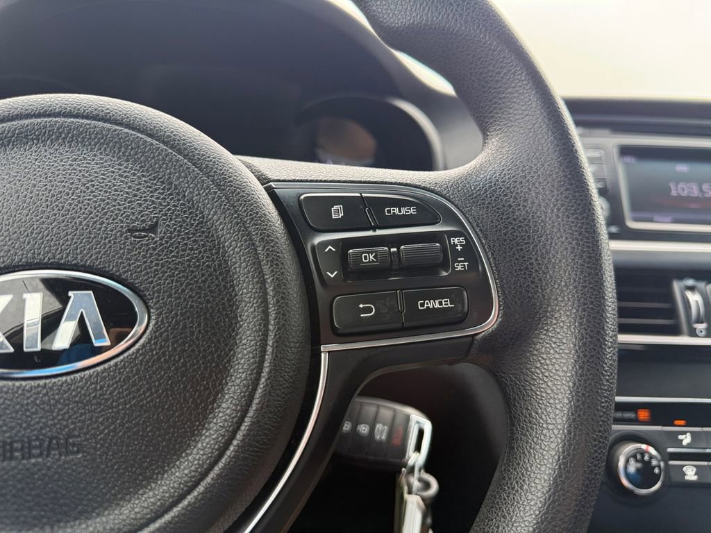 Used 2016 Kia Optima LX w/ LX Convenience Package FWD image 31