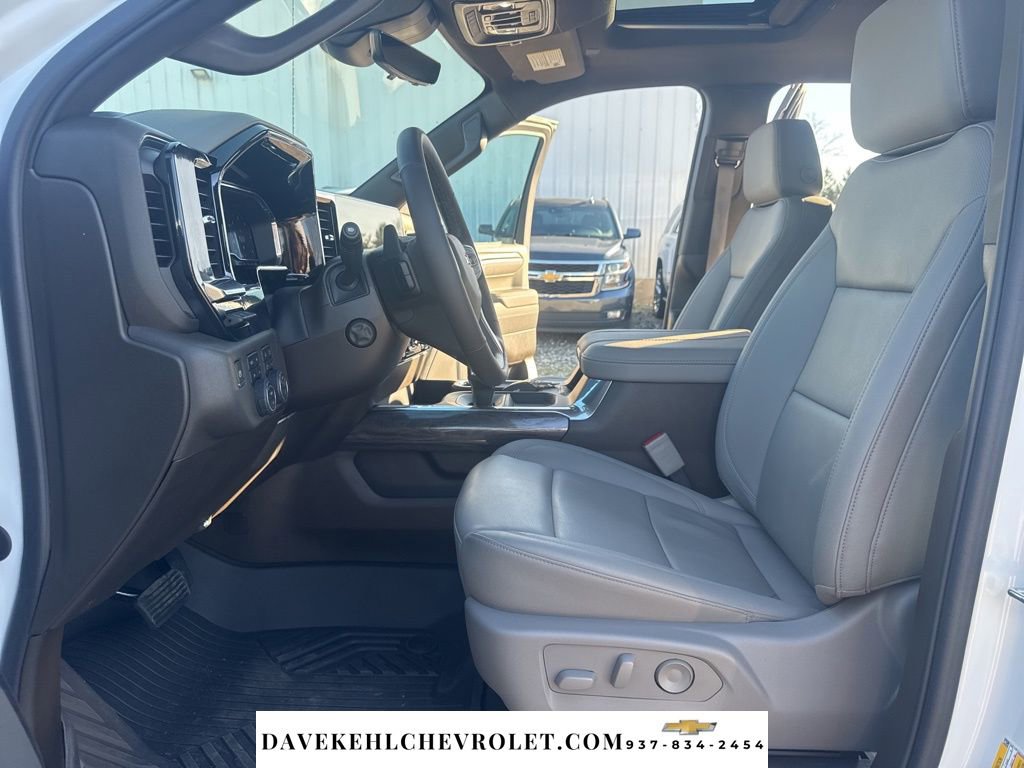 Used 2025 Chevrolet Silverado 1500 LTZ w/ LTZ Premium Package image 17