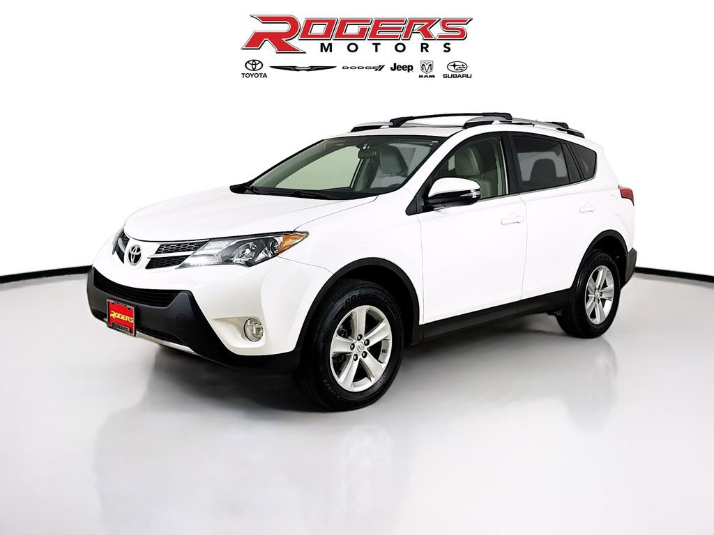 Used 2014 Toyota RAV4 XLE AWD/4WD image 8