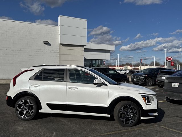 Used 2025 Kia Niro EX Touring FWD image 27