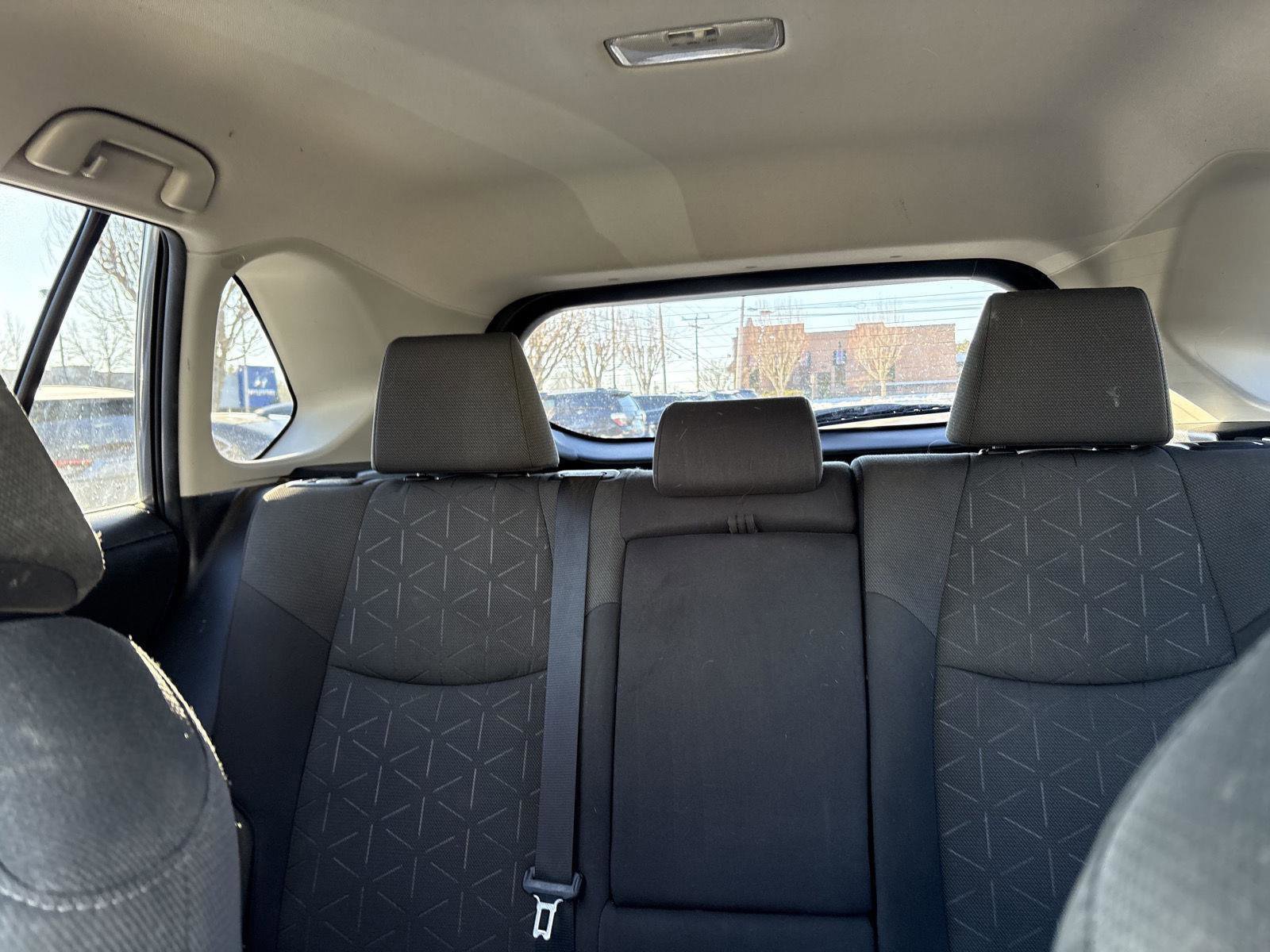 Used 2021 Toyota RAV4 XLE image 20