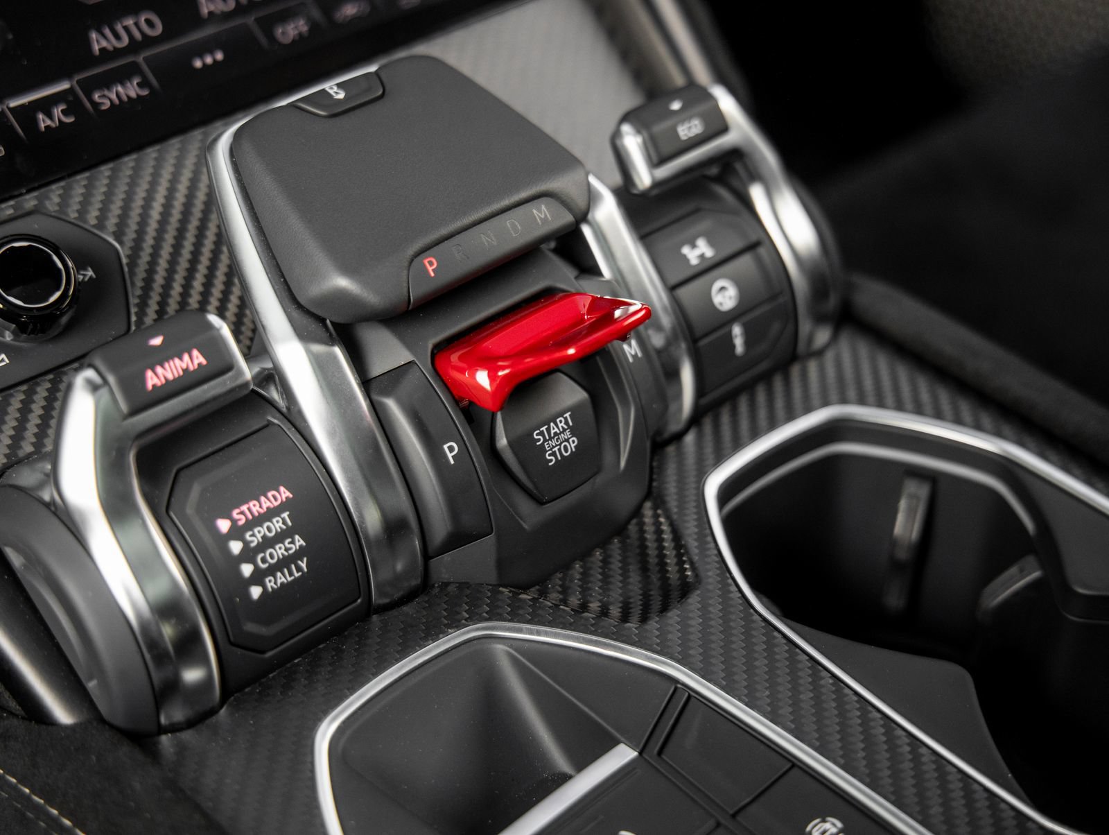 Used 2024 Lamborghini Urus Performante AWD/4WD image 42