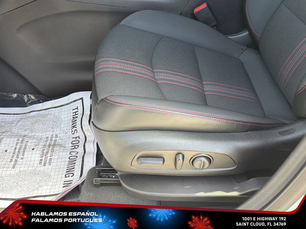 Used 2023 Chevrolet Equinox RS FWD image 13