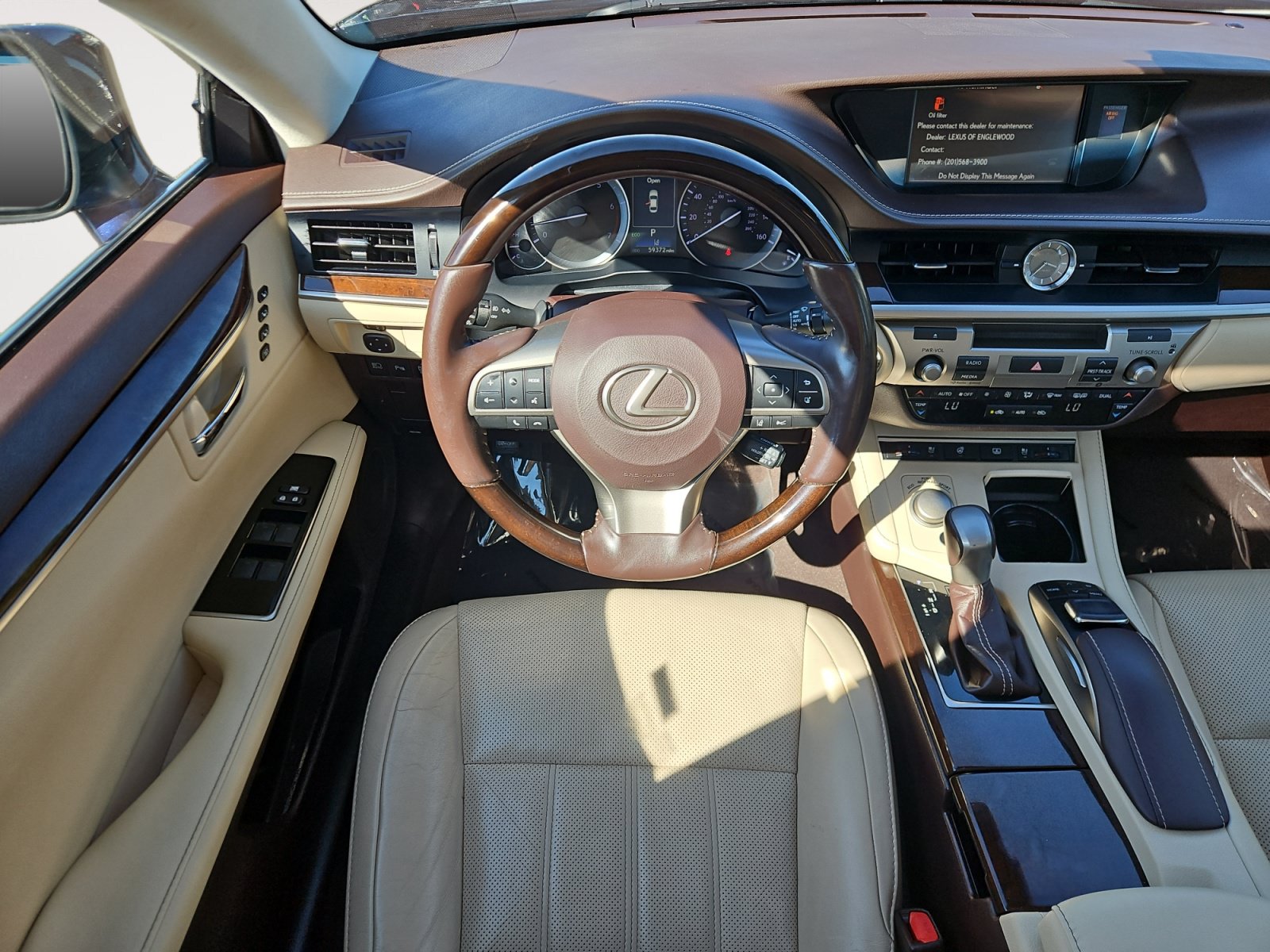 Used 2018 Lexus ES 350 w/ Luxury Package w/Wood Trim FWD image 10