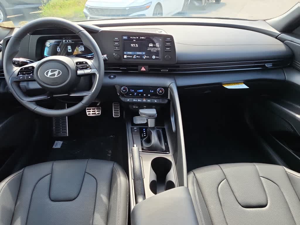 New 2026 Hyundai Elantra SEL Sport FWD image 20