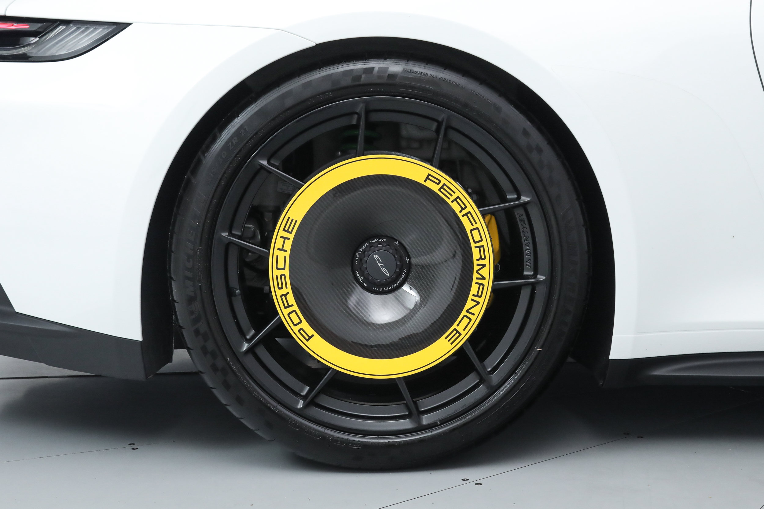 Used 2024 Porsche 911 GT3 RWD image 37