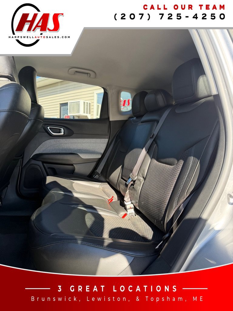 Used 2022 Jeep Compass Latitude AWD/4WD image 12