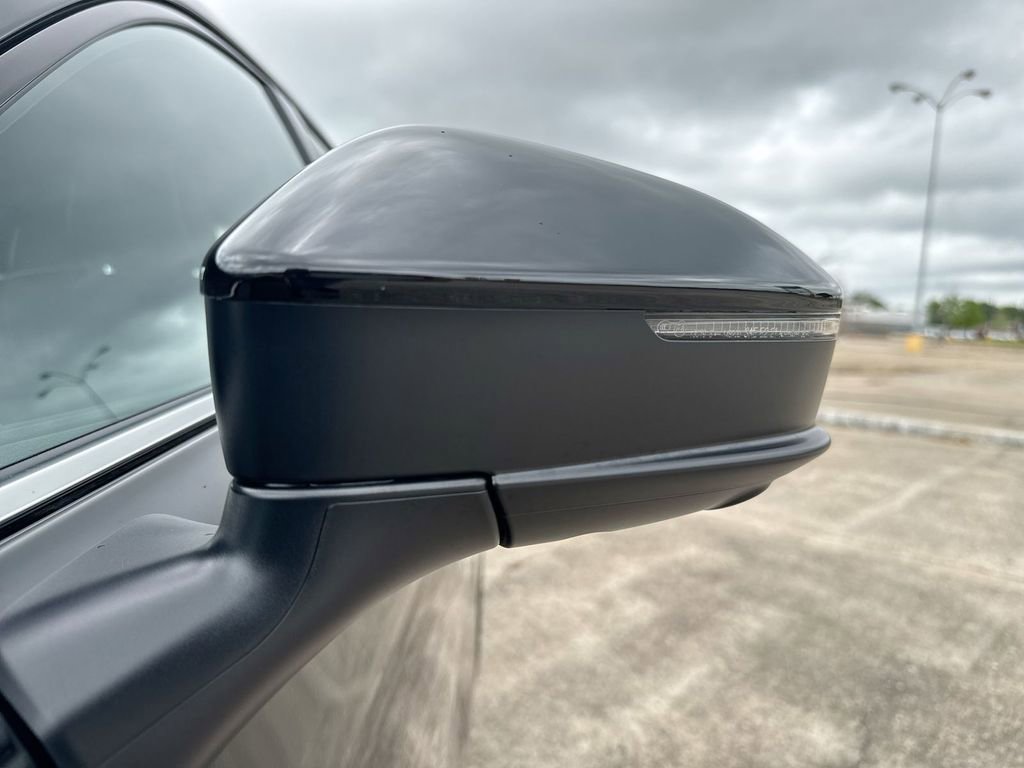 New 2026 Toyota Crown Signia AWD/4WD image 11