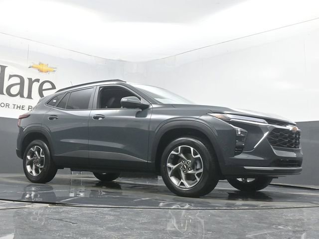 New 2026 Chevrolet Trax LT image 2