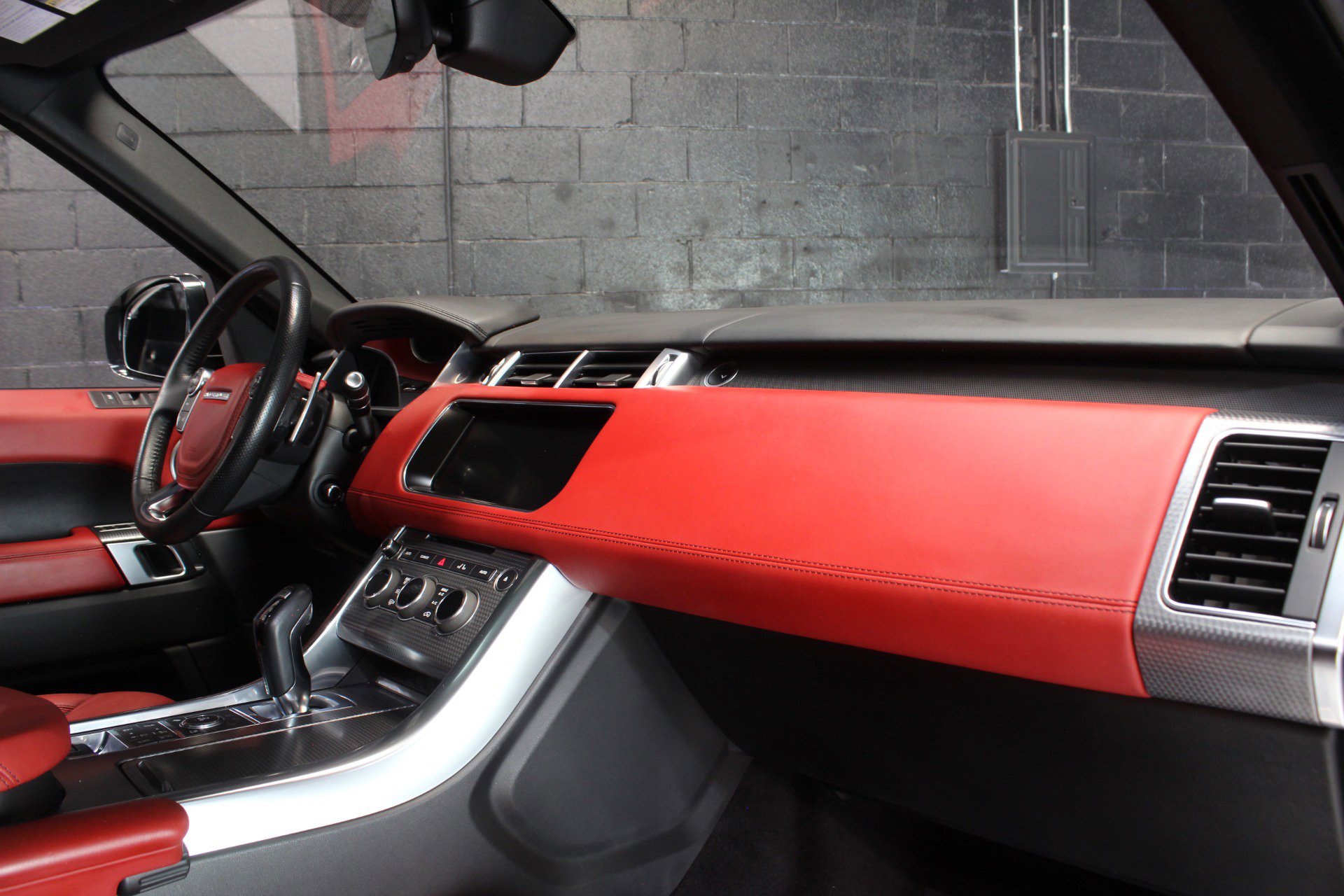 Used 2017 Land Rover Range Rover Sport Autobiography image 50