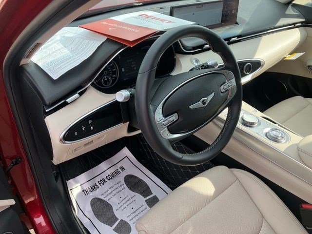 Used 2023 Genesis GV70 2.5T w/ Select Package AWD/4WD image 16