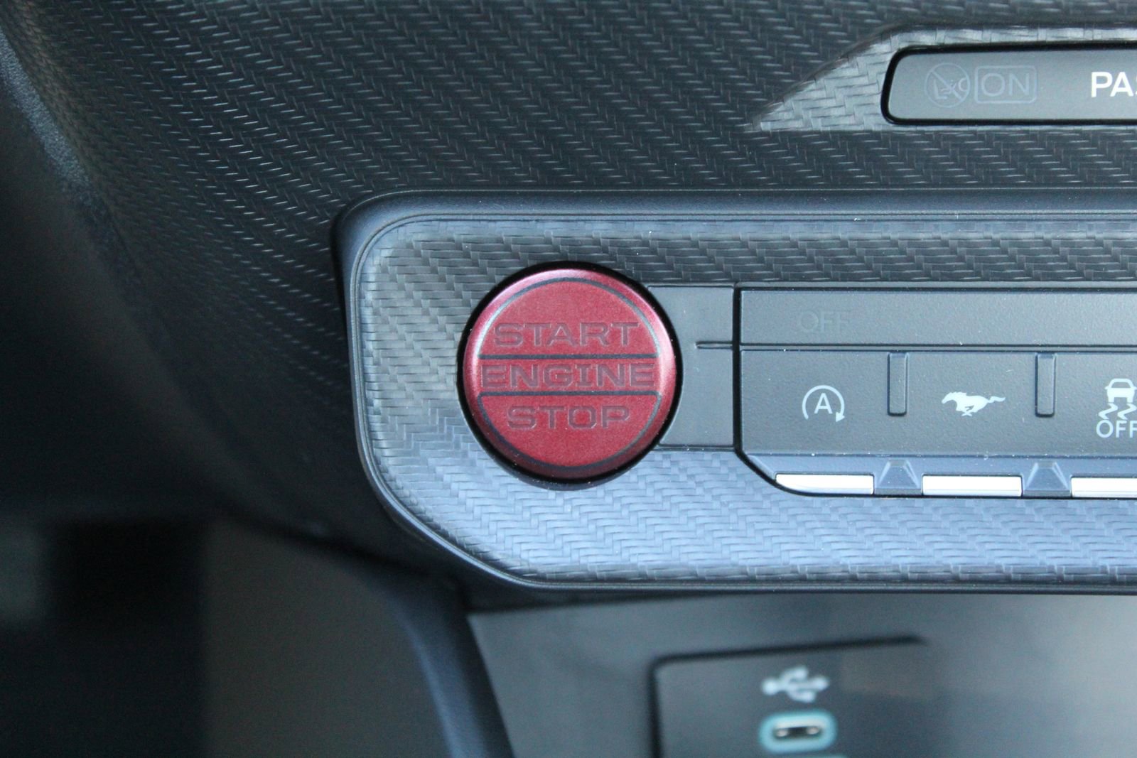 New 2025 Ford Mustang Coupe image 19