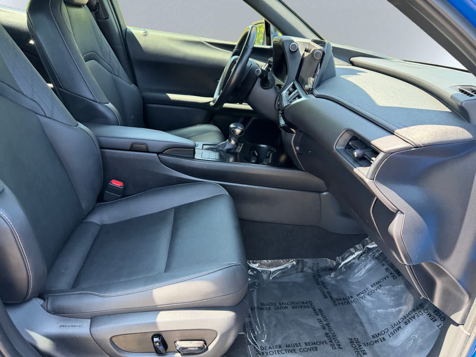 Used 2024 Lexus UX 250h AWD w/ Premium Package image 20