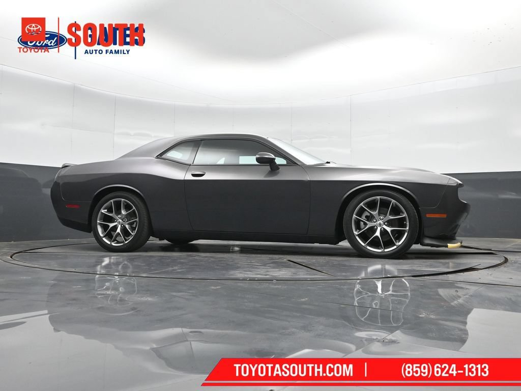 Used 2022 Dodge Challenger GT RWD image 33