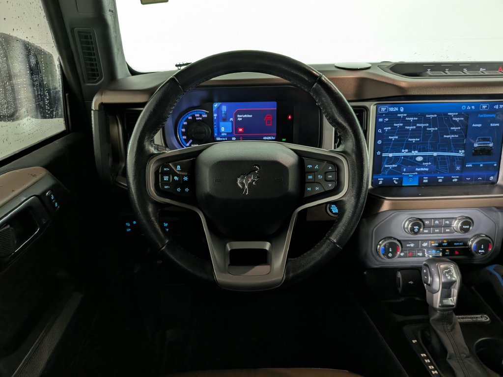 Used 2022 Ford Bronco Outer Banks w/ Sasquatch Package AWD/4WD image 13