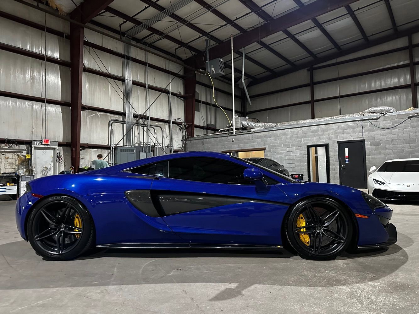 Used 2016 McLaren 570S Coupe image 5