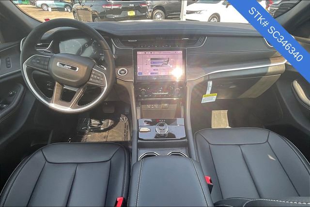 New 2025 Jeep Grand Cherokee Limited image 5