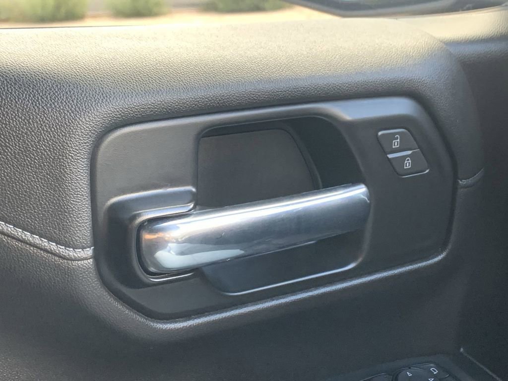 Certified 2022 Chevrolet Silverado 1500 RST image 16