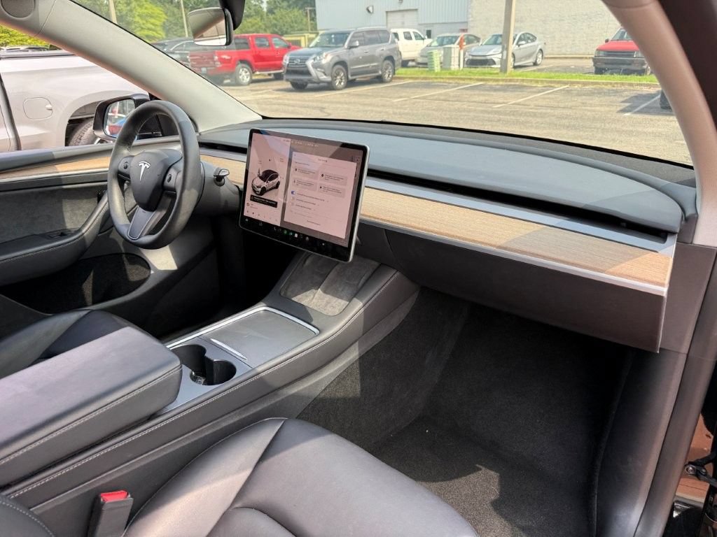 Used 2023 Tesla Model Y Long Range AWD/4WD image 20