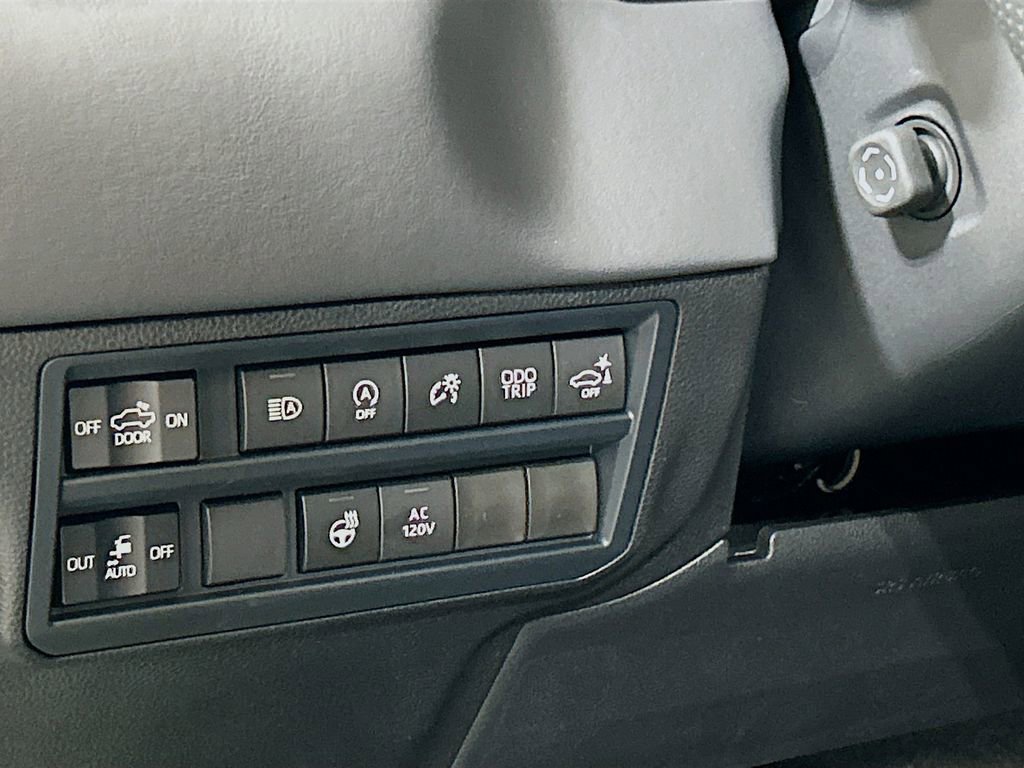New 2026 Toyota Tundra Platinum AWD/4WD image 11