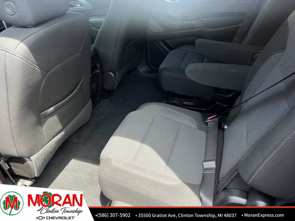 Certified 2023 Chevrolet Traverse LT FWD image 14