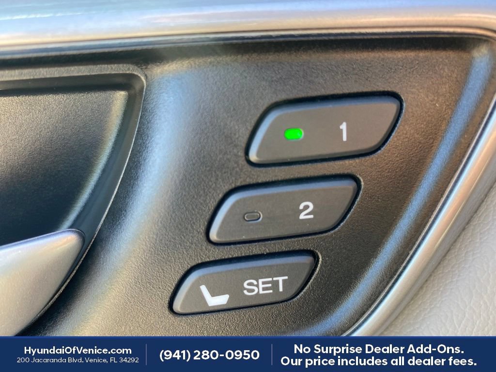 Used 2017 Honda CR-V Touring image 13