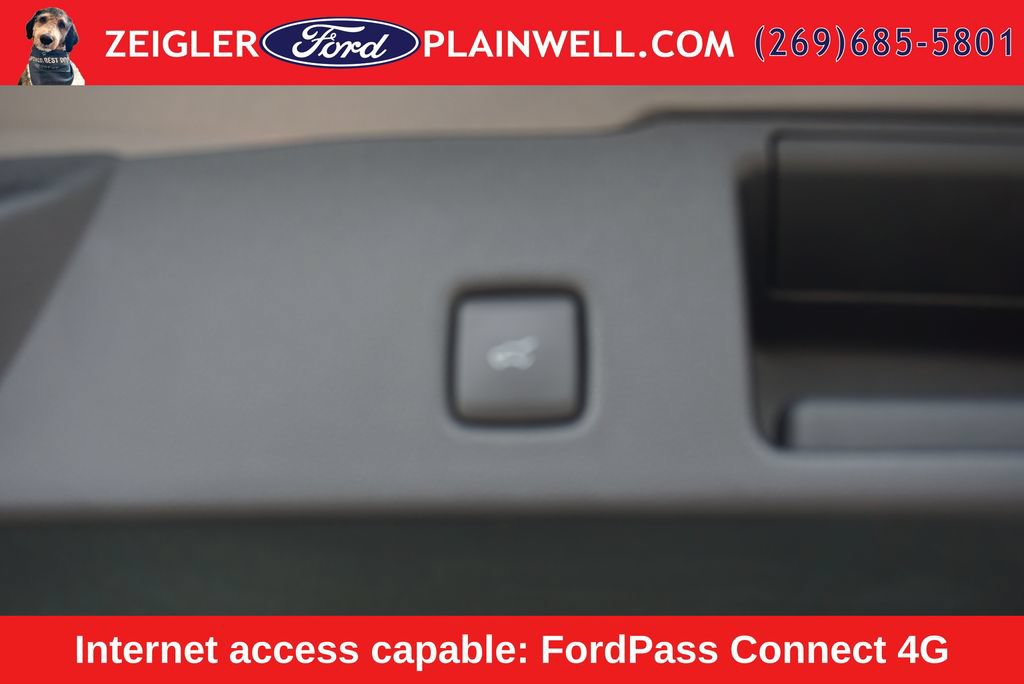 Used 2025 Ford Escape ST-Line w/ Tech Pack #1 AWD/4WD image 11