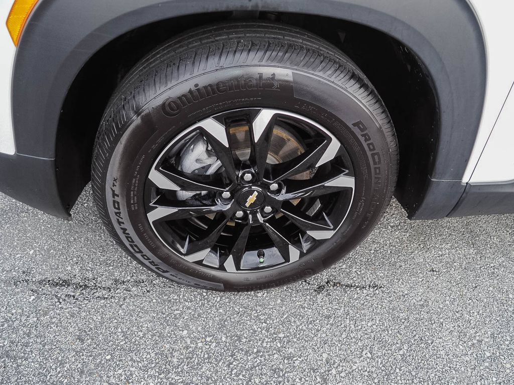 Used 2023 Chevrolet TrailBlazer LT w/ Convenience Package FWD image 34
