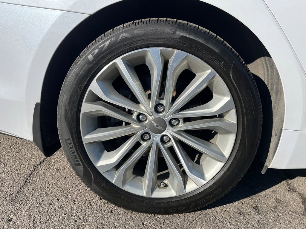 Used 2015 Hyundai Genesis 3.8 w/ Option Group 02 image 17