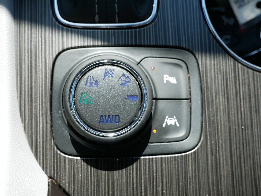 Used 2019 GMC Acadia SLT w/ LPO, Floor Liner Package AWD/4WD image 32