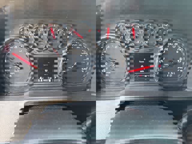 Used 2025 Chevrolet Silverado 1500 Custom image 14