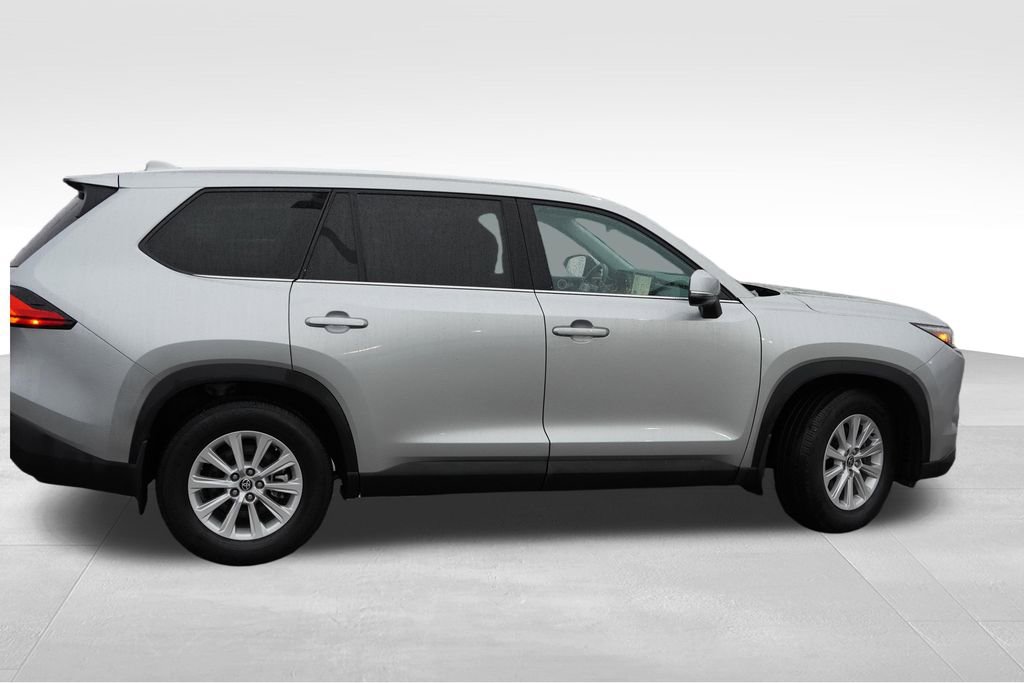 Used 2024 Toyota Grand Highlander XLE image 5