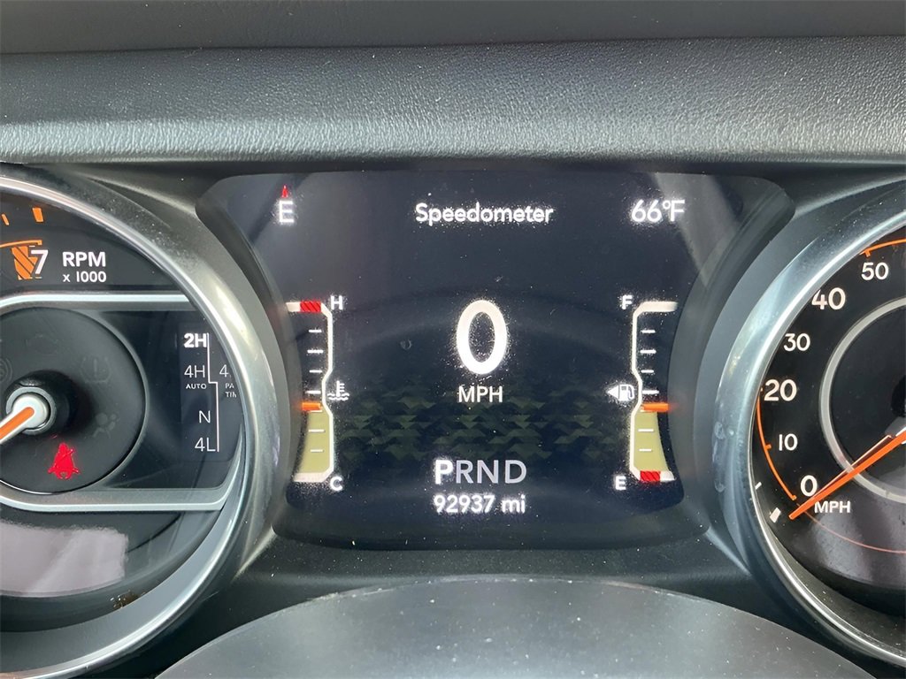 Used 2021 Jeep Gladiator Overland image 36