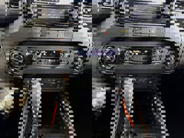 Certified 2024 Nissan Frontier PRO-4X w/ Pro Premium Package image 14