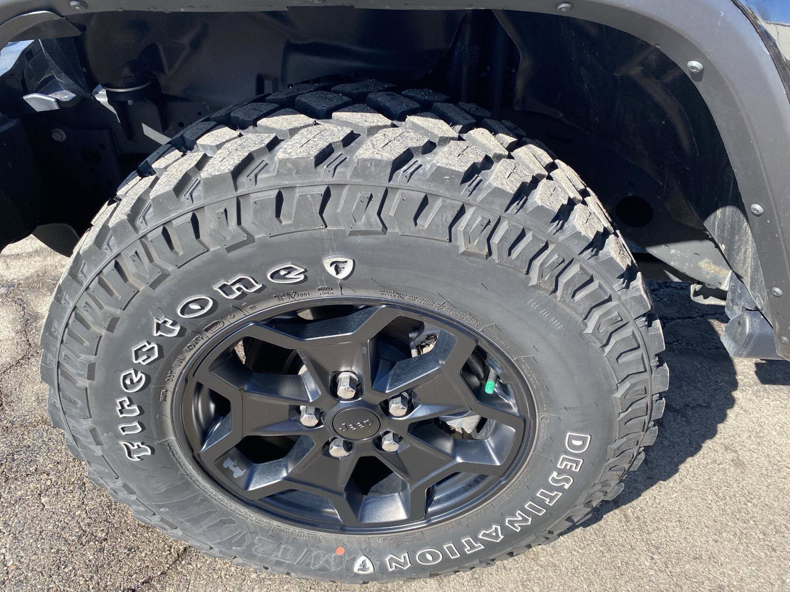 Used 2022 Jeep Gladiator Sport image 30