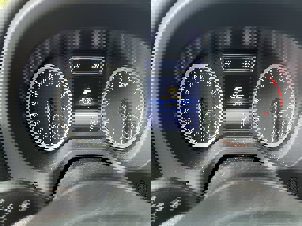 Used 2018 INFINITI QX30 Premium w/ Navigation Package image 20