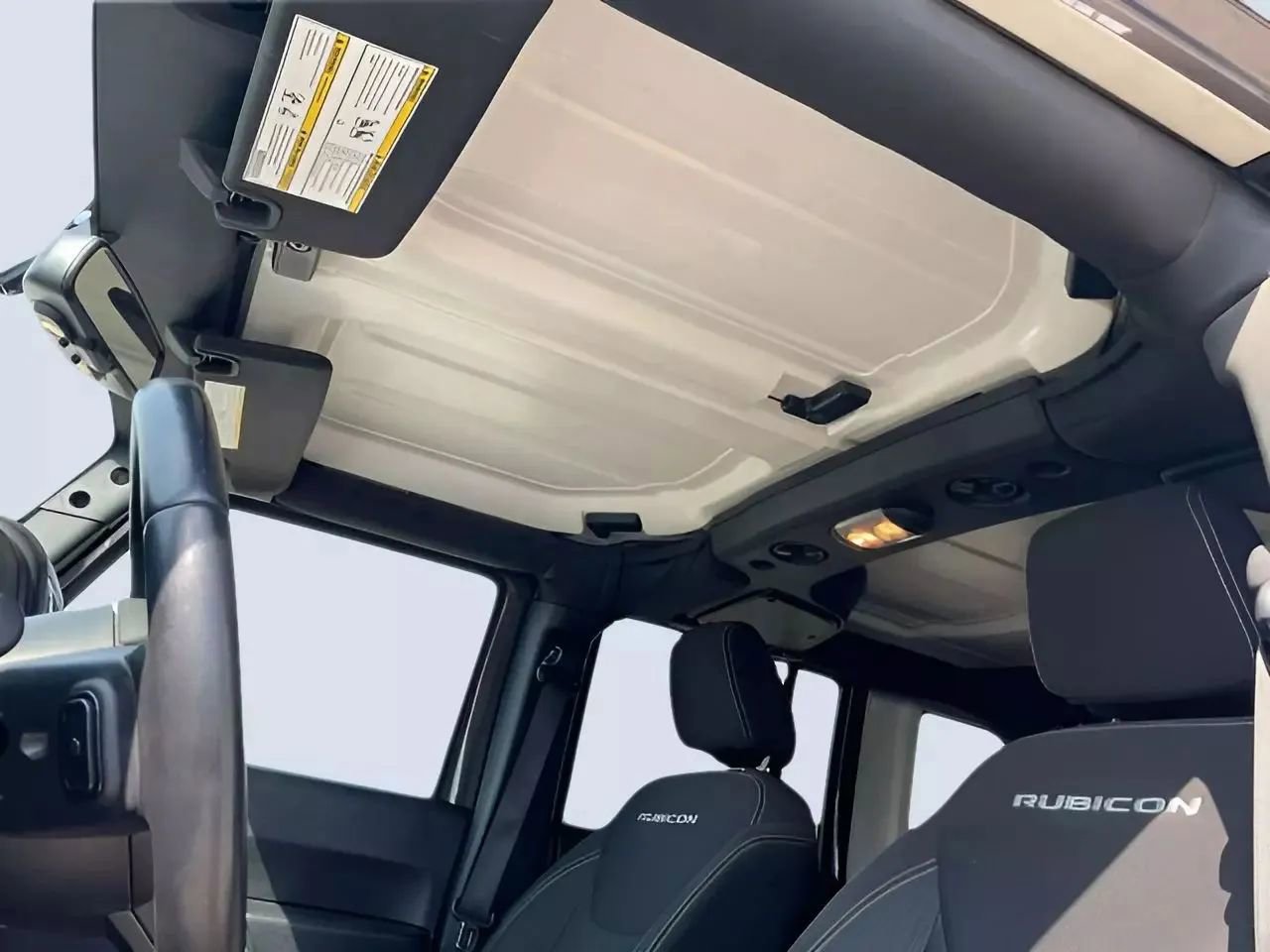 Used 2018 Jeep Wrangler Unlimited Rubicon w/ Cold Weather Group image 26