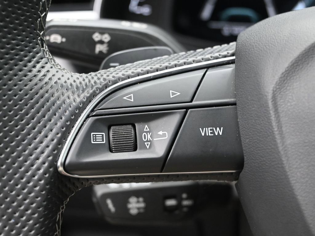 Used 2021 Audi SQ8 Prestige w/ Prestige Package image 25