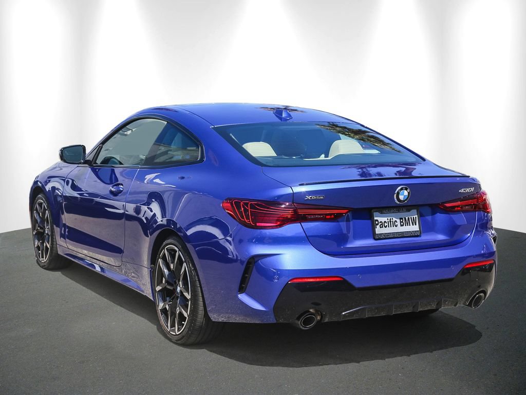 Used 2026 BMW 430i xDrive Coupe w/ M Sport Package AWD/4WD image 4