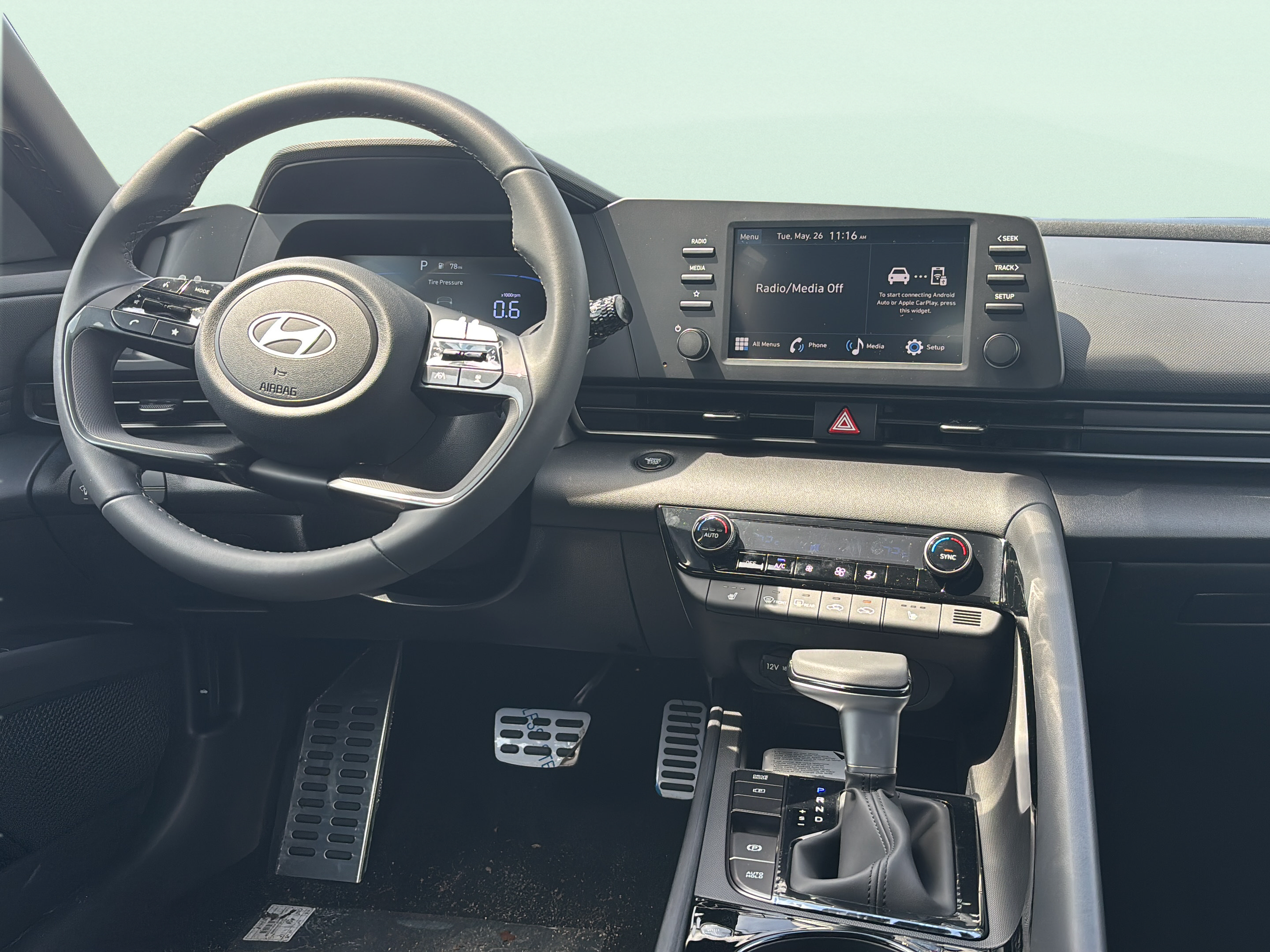 New 2026 Hyundai Elantra SEL Sport Premium FWD image 10