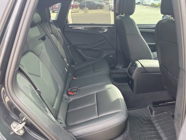 Used 2021 Porsche Macan S image 39