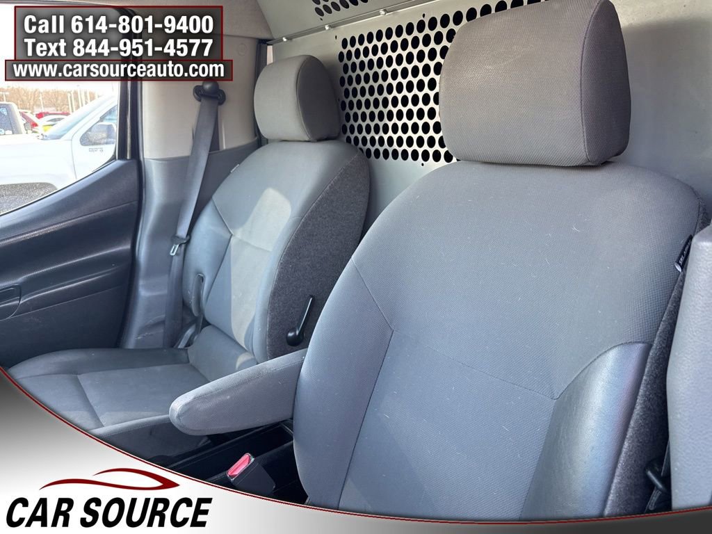 Used 2019 Nissan NV200 S w/ Cruise Control Package image 9