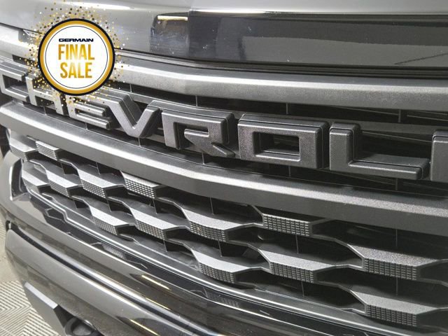Used 2025 Chevrolet Silverado 1500 Custom Trail Boss w/ Dark Appearance Package image 11