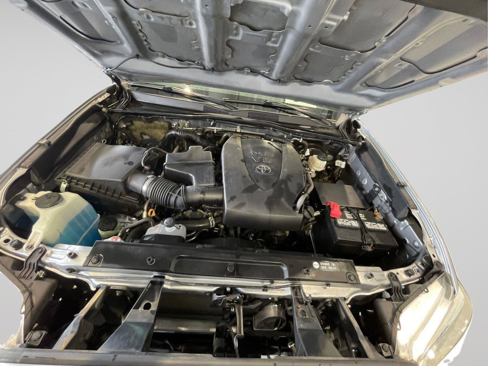 Used 2019 Toyota Tacoma SR5 image 6