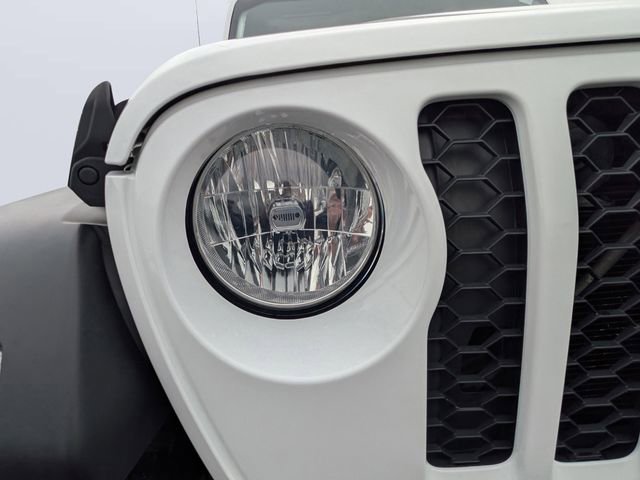 Used 2020 Jeep Gladiator Sport w/ Quick Order Package 24S AWD/4WD image 9
